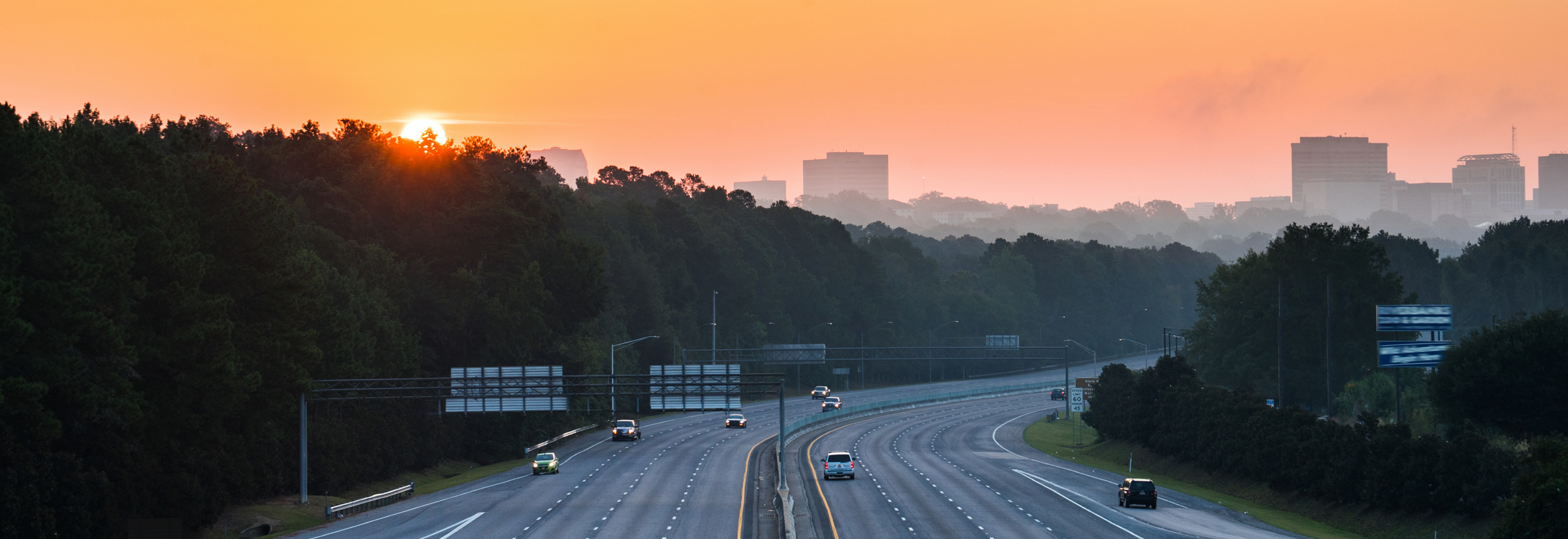 Cars driving down highway in Atlanta Georgia
