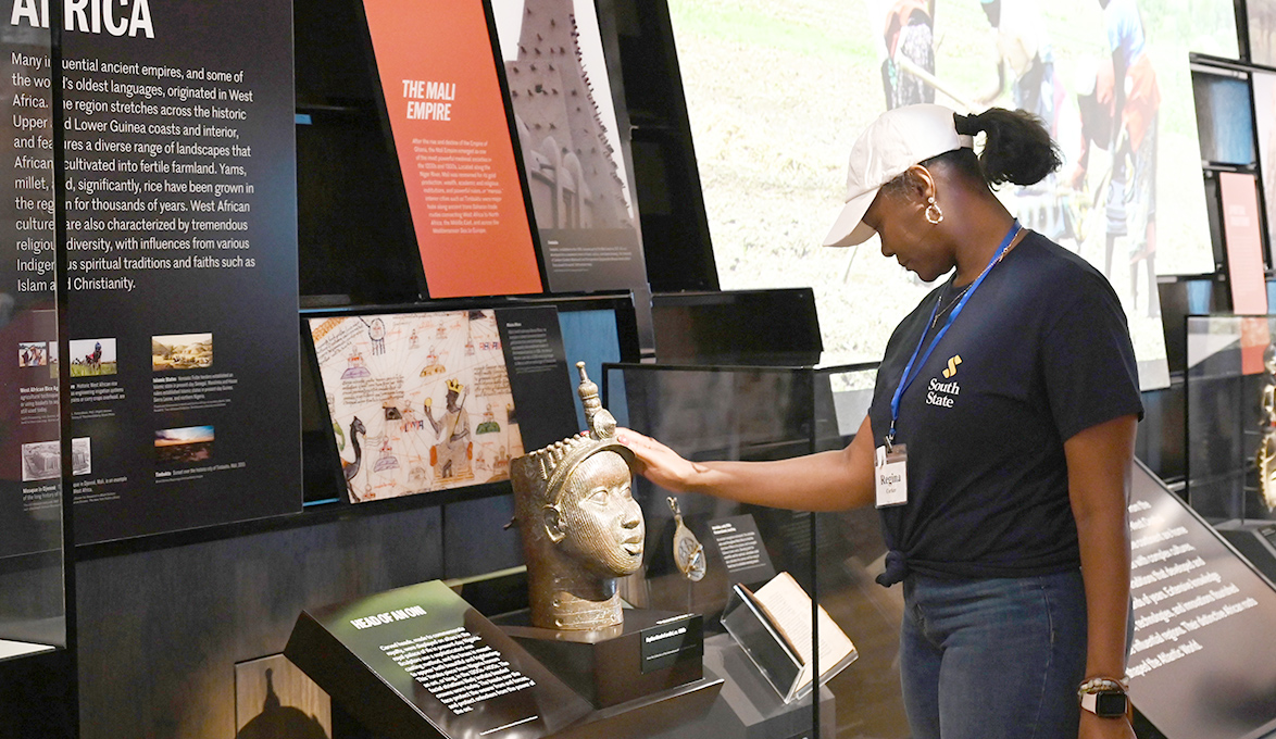 SouthState employee at the International African American Museum